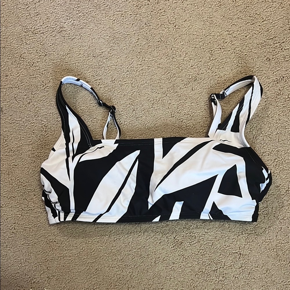 Black and White Women's Top